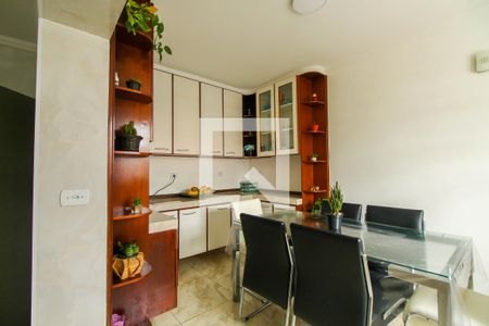 Studio à venda com 300m², 3 quartos e 3 vagas Studio à venda com 300m², 3 quartos e 3 vagasCozinha