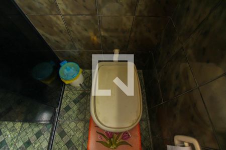 Studio à venda com 300m², 3 quartos e 3 vagas Studio à venda com 300m², 3 quartos e 3 vagasBanheiro Social