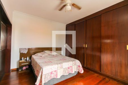 Studio à venda com 300m², 3 quartos e 3 vagas Studio à venda com 300m², 3 quartos e 3 vagasSuíte