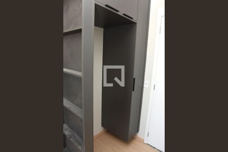 Sala/Cozinha de apartamento para alugar com 1 quarto, 26m² em Cidade Ademar, São Paulo