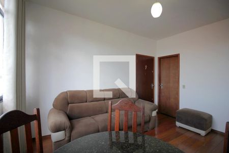 Sala de apartamento à venda com 3 quartos, 65m² em Floresta, Belo Horizonte