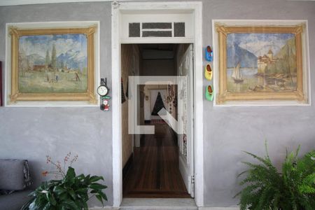 Hall de entrada de casa à venda com 3 quartos, 1330m² em Vila Albertina, São Paulo