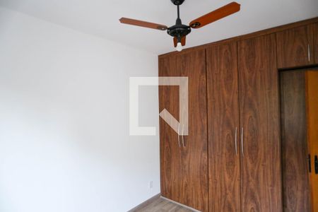 Quarto de apartamento para alugar com 2 quartos, 65m² em Palmares, Belo Horizonte