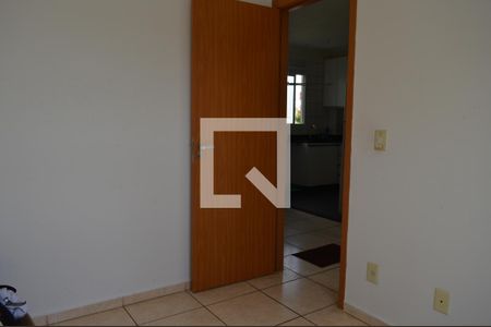 Quarto 2 de apartamento à venda com 2 quartos, 48m² em Chácaras Reunidas Santa Terezinha, Contagem