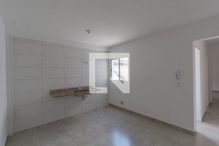 Cozinha de apartamento para alugar com 1 quarto, 40m² em Jardim Nordeste, São Paulo