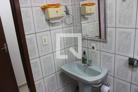 Banheiro de casa à venda com 3 quartos, 149m² em Jardim Bonfiglioli, Jundiaí