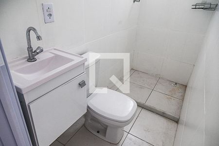 Banheiro de kitnet/studio para alugar com 1 quarto, 18m² em Brooklin Paulista, São Paulo