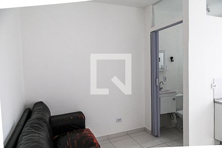 Sala / Quarto de kitnet/studio para alugar com 1 quarto, 18m² em Brooklin Paulista, São Paulo