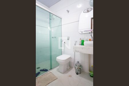 banheiro suite de casa à venda com 5 quartos, 175m² em Jardim Canada, Nova Lima