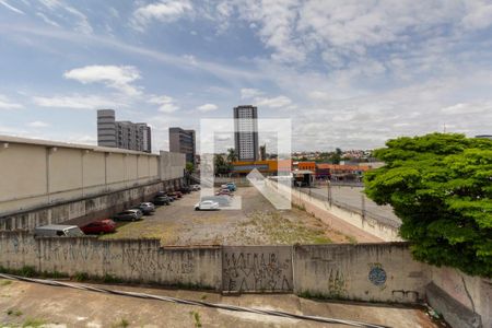 Vista Cozinha e Área de Serviço Integrada de apartamento à venda com 2 quartos, 42m² em Parque Paineiras, São Paulo