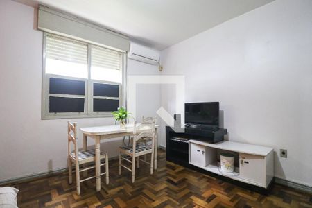 Sala de apartamento à venda com 2 quartos, 72m² em Cristal, Porto Alegre