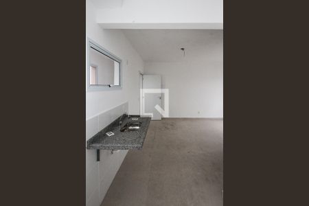 Cozinha de apartamento para alugar com 1 quarto, 34m² em Chácara Mafalda, São Paulo