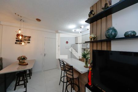 Sala de apartamento para alugar com 2 quartos, 41m² em Vila Ema, São Paulo