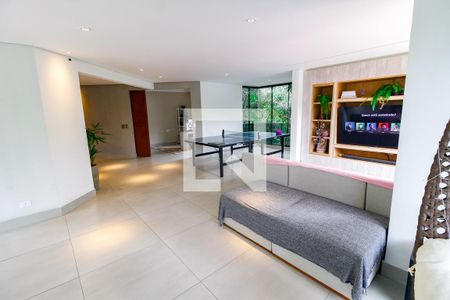 Sala de apartamento para alugar com 3 quartos, 200m² em Vila Suzana, São Paulo