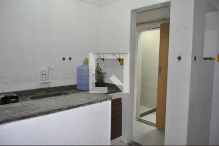 Cozinha de apartamento à venda com 1 quarto, 45m² em Higienópolis, Rio de Janeiro