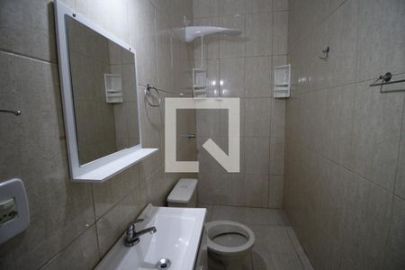 Banheiro de casa para alugar com 1 quarto, 40m² em Vila Adalgisa, São Paulo