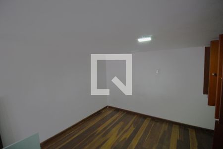 Quarto de casa para alugar com 1 quarto, 40m² em Vila Adalgisa, São Paulo