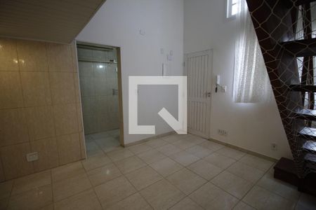 Sala/Cozinha de casa para alugar com 1 quarto, 40m² em Vila Adalgisa, São Paulo