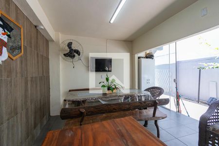 Churrasqueira de casa para alugar com 5 quartos, 220m² em Santa Tereza, Porto Alegre