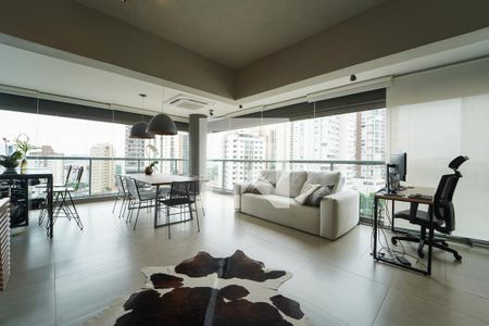 Sala de apartamento à venda com 2 quartos, 122m² em Alto da Lapa, São Paulo