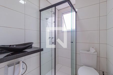 Banheiro de apartamento para alugar com 2 quartos, 44m² em Mutinga, Osasco