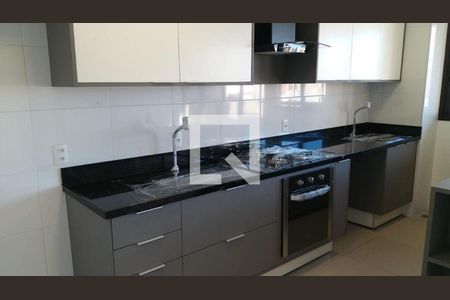 Cozinha de apartamento à venda com 1 quarto, 41m² em Santa Efigênia, Belo Horizonte