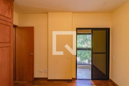 Quarto de apartamento à venda com 3 quartos, 115m² em Chácara Inglesa, São Paulo