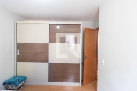 Quarto 01 de apartamento para alugar com 2 quartos, 45m² em Jardim Esmeraldina, Campinas