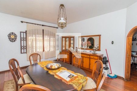 Casa à venda com 6 quartos, 500m² em Chácara das Pedras, Porto Alegre