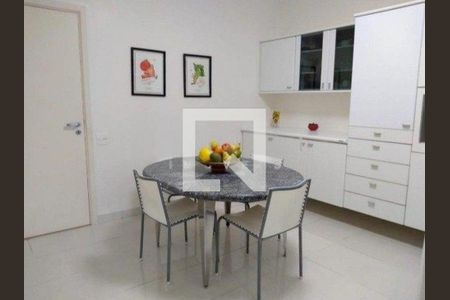 Apartamento à venda com 4 quartos, 330m² em Santo Amaro, São Paulo