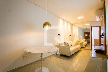 Sala de apartamento à venda com 2 quartos, 100m² em Vila Bastos, Santo André