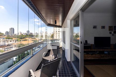 Varanda de apartamento à venda com 4 quartos, 150m² em Vila Olímpia, São Paulo