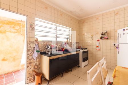 Cozinha  de casa à venda com 4 quartos, 150m² em Jardim das Flores, Osasco