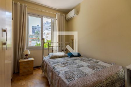 Quarto 1 de apartamento à venda com 2 quartos, 90m² em Auxiliadora, Porto Alegre