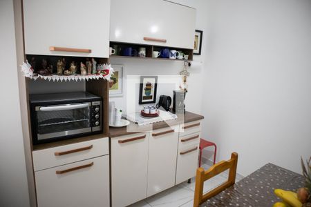 Sala e Cozinha de casa de condomínio à venda com 2 quartos, 40m² em Vila Nivi, São Paulo