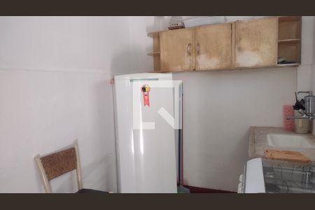 Cozinha de apartamento para alugar com 1 quarto, 50m² em Guilhermina, Praia Grande