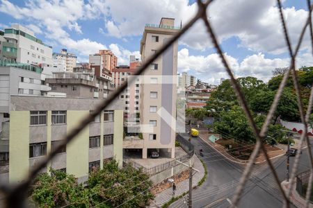 Vista da sala  de apartamento à venda com 3 quartos, 80m² em Silveira, Belo Horizonte