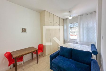 Sala de apartamento para alugar com 1 quarto, 31m² em Copacabana, Rio de Janeiro