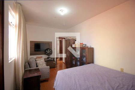 Suite de apartamento para alugar com 4 quartos, 136m² em Santo Antônio, Belo Horizonte