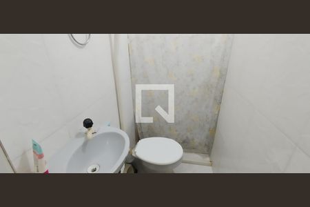 Banheiro de casa para alugar com 1 quarto, 45m² em Estrada das Barreiras, Salvador