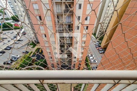 varanda vista de apartamento à venda com 3 quartos, 64m² em Cambuci, São Paulo