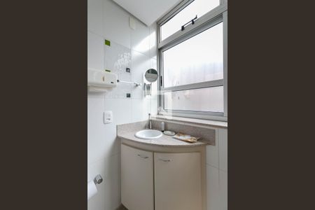 Banheiro da Suíte de apartamento à venda com 2 quartos, 85m² em Serra, Belo Horizonte