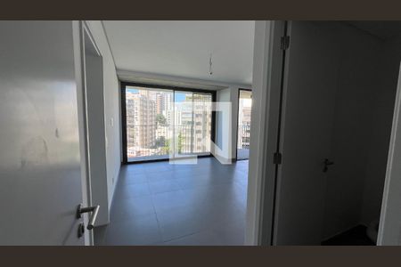 Entrada  de apartamento para alugar com 1 quarto, 63m² em Jardim das Bandeiras, São Paulo