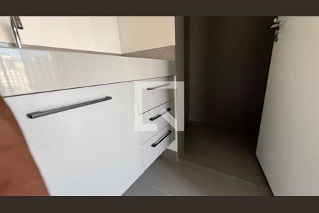 Apartamento para alugar com 63m², 1 quarto e 1 vaga Apartamento para alugar com 63m², 1 quarto e 1 vagaBanheiro da Suíte