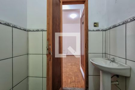 Banheiro de apartamento para alugar com 1 quarto, 57m² em Centro, Belo Horizonte