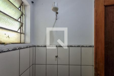 Banheiro de apartamento para alugar com 1 quarto, 57m² em Centro, Belo Horizonte