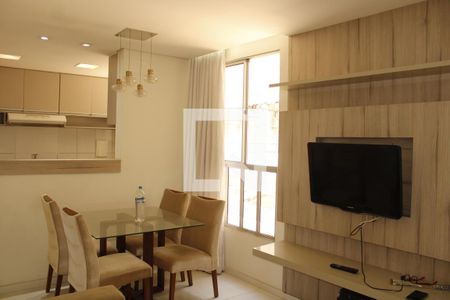 Sala de apartamento para alugar com 2 quartos, 49m² em Kennedy, Contagem