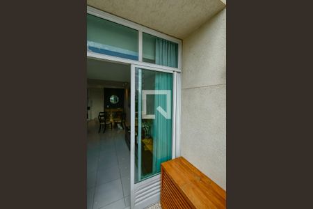 Varanda Sala de Estar/Jantar  de apartamento à venda com 2 quartos, 90m² em Cambuí, Campinas