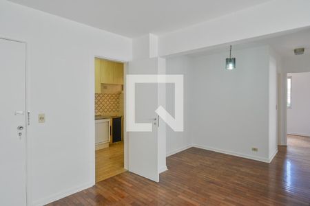 Sala de apartamento à venda com 3 quartos, 73m² em Vila Gumercindo, São Paulo