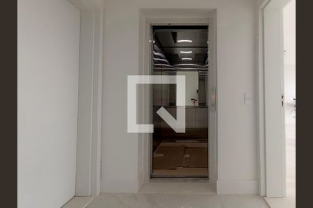 Sala - Hall de apartamento à venda com 3 quartos, 213m² em Perdizes, São Paulo